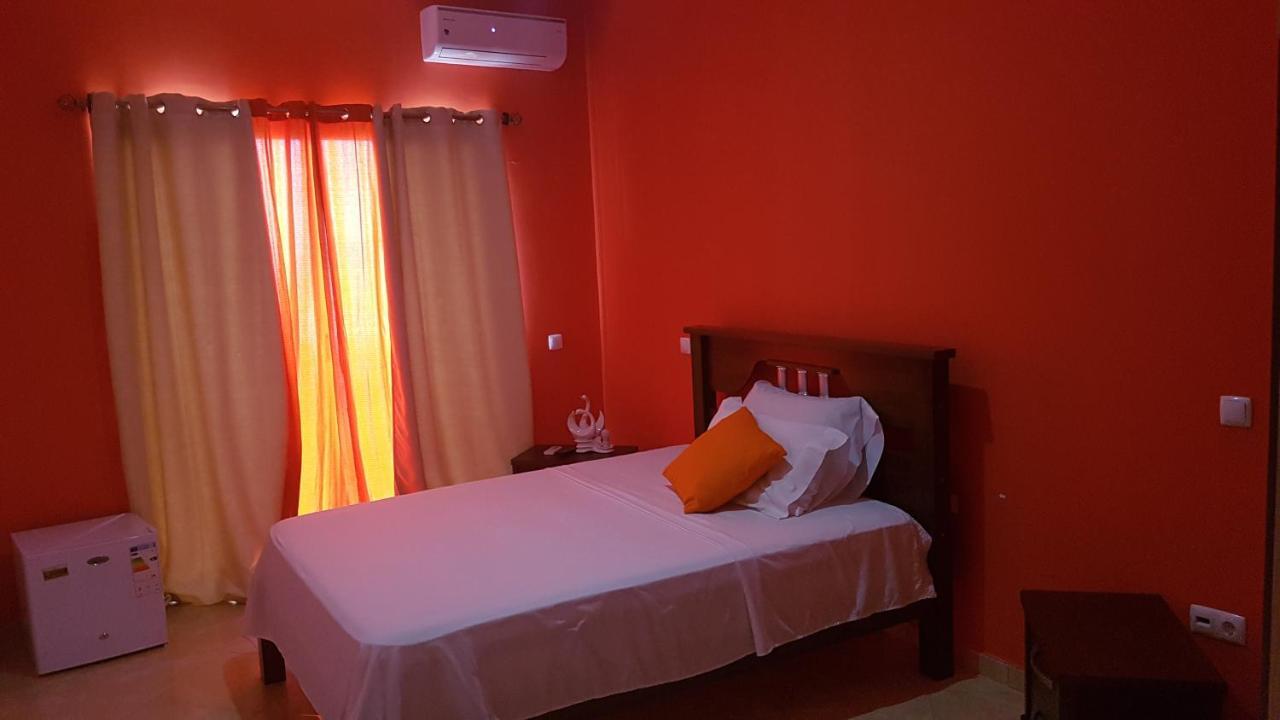 Hotel Ocean View & Restaurante Seafood Sao Filipe Exterior photo